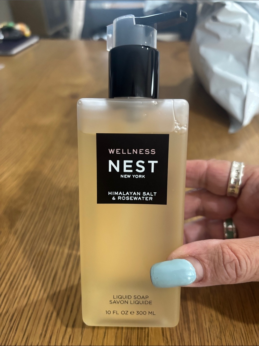 NEST Fragrances Himalayan Salt & Rosewater Liquid Soap - Pale Yellow Bottle